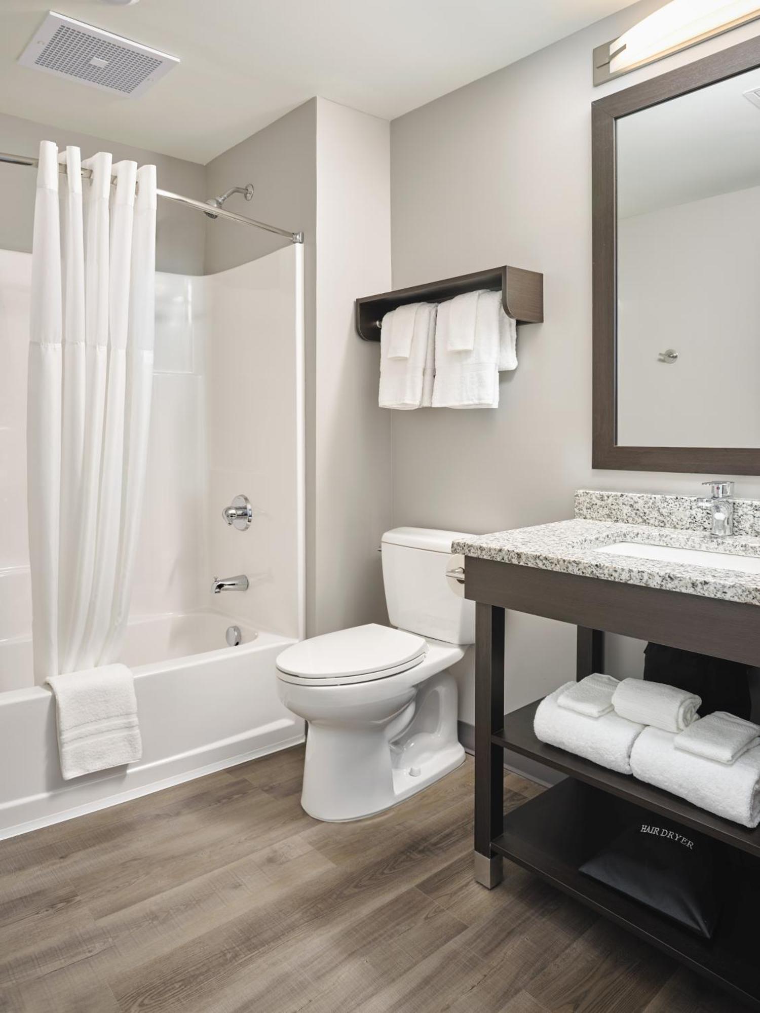 Stayapt Suites Columbus-Fort Benning المظهر الخارجي الصورة