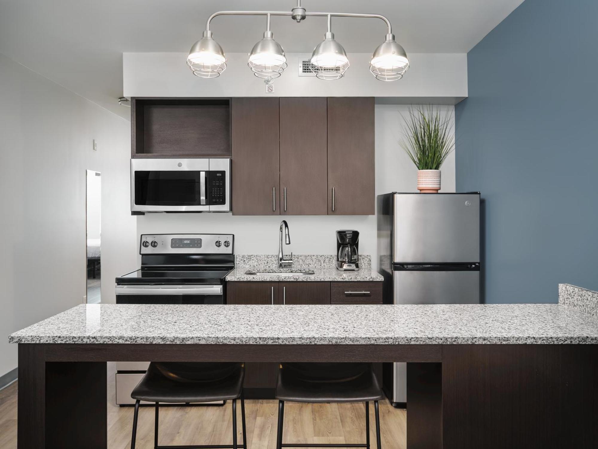 Stayapt Suites Columbus-Fort Benning المظهر الخارجي الصورة